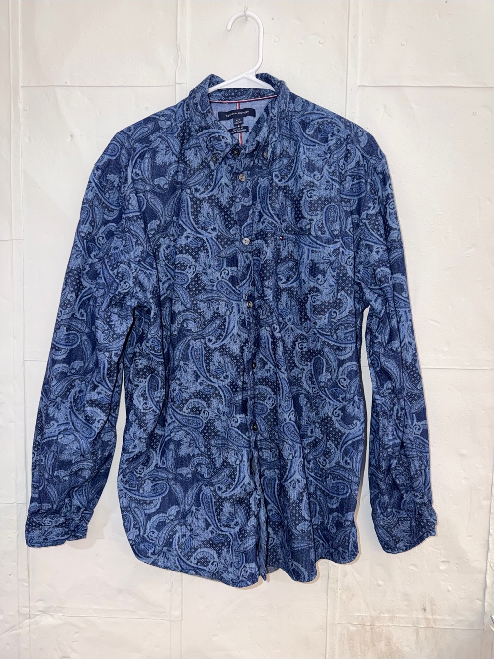 Tommy Hilfiger Navy Paisley Long-Sleeve Button-Down Shirt